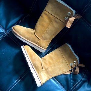Koolaburra by Ugg boots women’s size 7 tan brown never used brand new